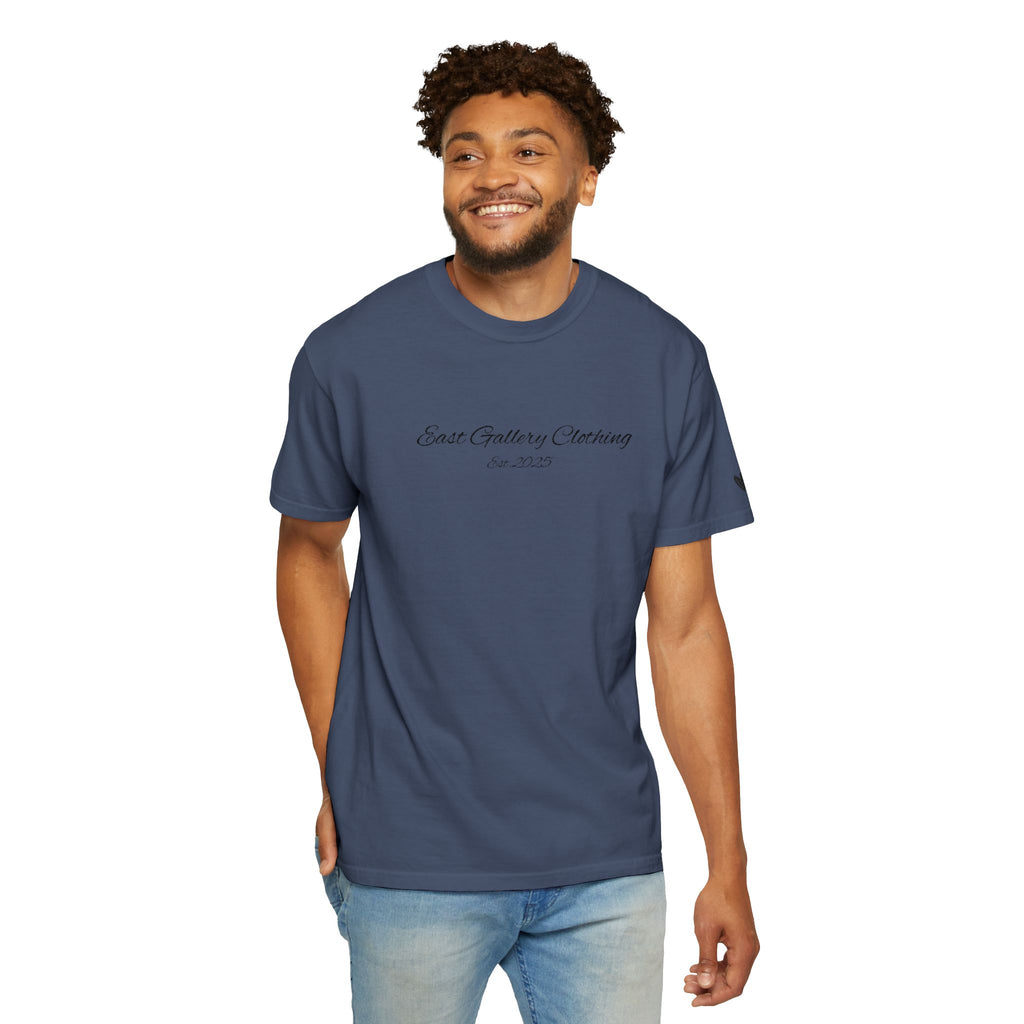 East Gallery Cursive T-shirt